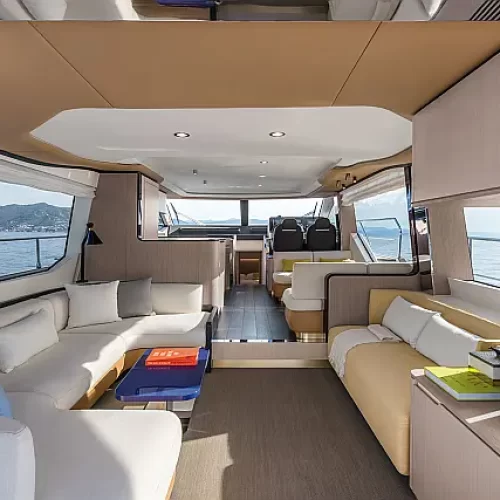 3338510970000100809_Azimut_60-interior