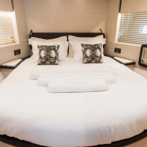 Azimut 72 vip cabin